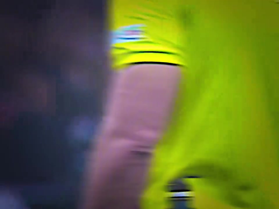 網(wǎng)友他非常努力的想要到達(dá)山頂可每次快要登頂時現(xiàn)實卻給他..