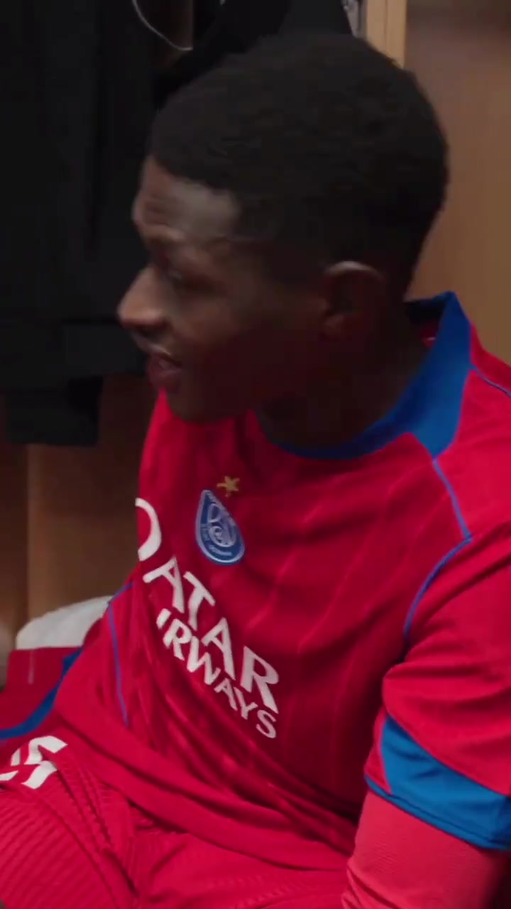 又拿最佳巴黎7-2勒沃庫森世一左努諾門德斯當選全場最佳