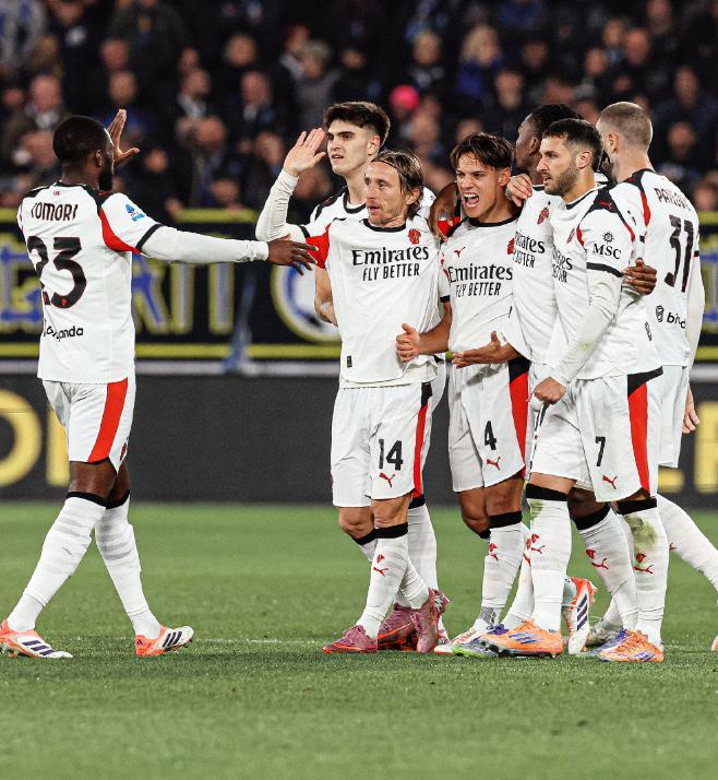 悲喜夜！多特點球大戰(zhàn)滅法鷹，本澤馬淘汰C羅，AC米蘭客場平苦主