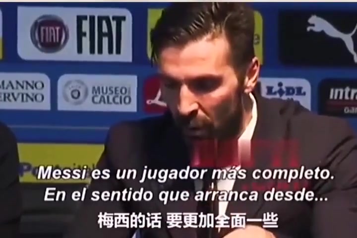 你有發(fā)言權(quán)小將布馮當(dāng)年是這樣評價梅西和C羅的