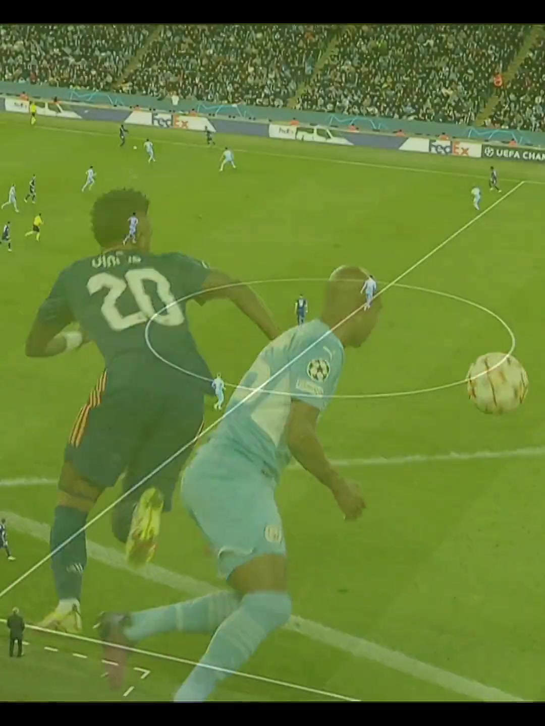 強(qiáng)是真的強(qiáng)還記得維尼修斯對(duì)曼城時(shí)這次千里走單騎嗎