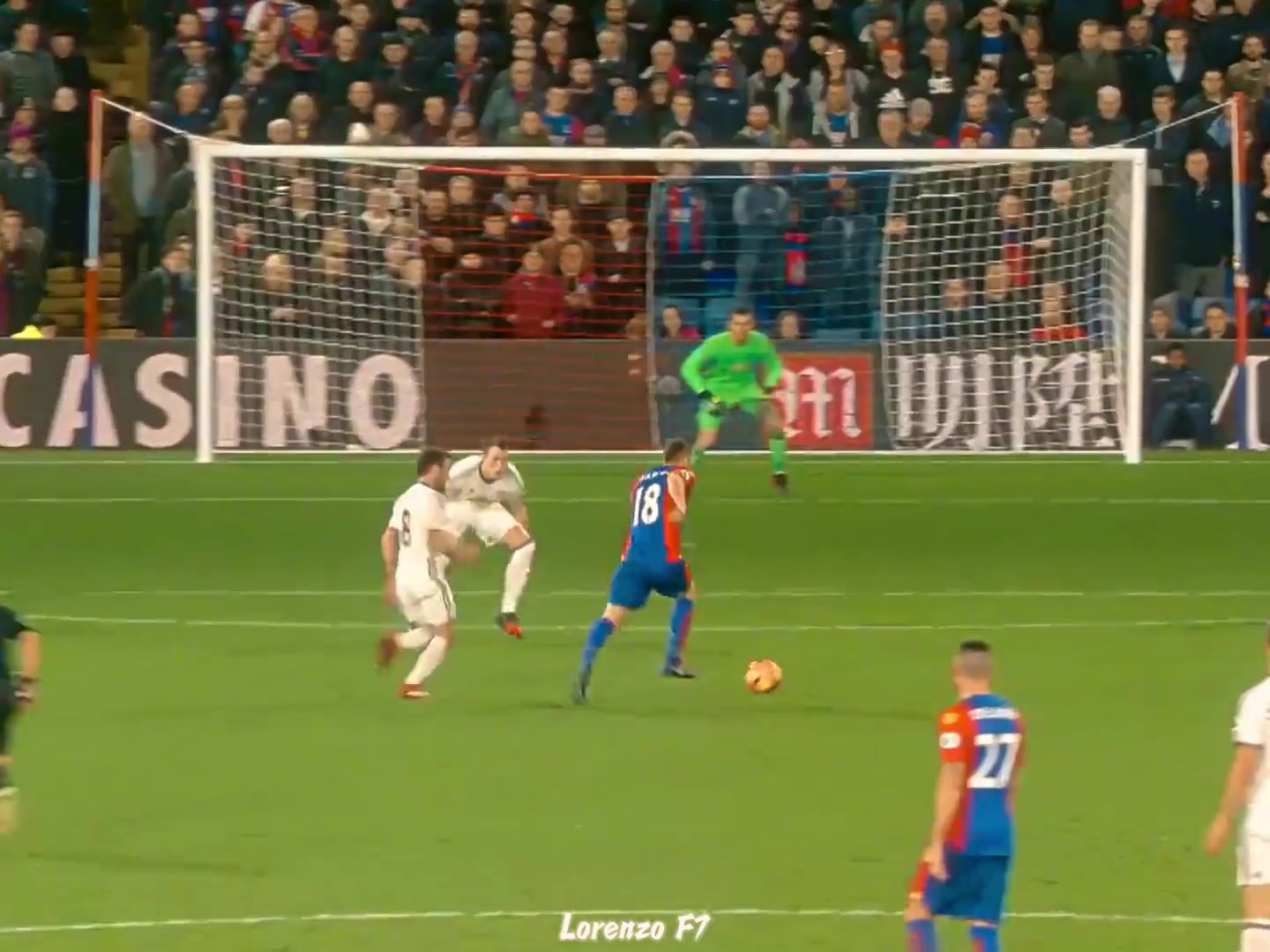 曼聯(lián)球迷他在時我從不擔心后防出現(xiàn)失誤