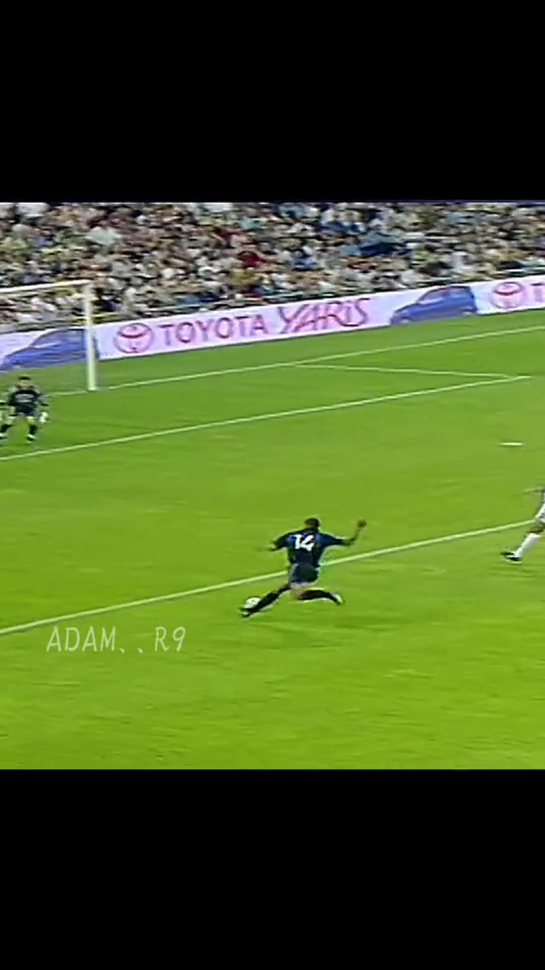 當時的皇馬眾將還不清楚他們將面對17歲阿德怎樣的一腳射門