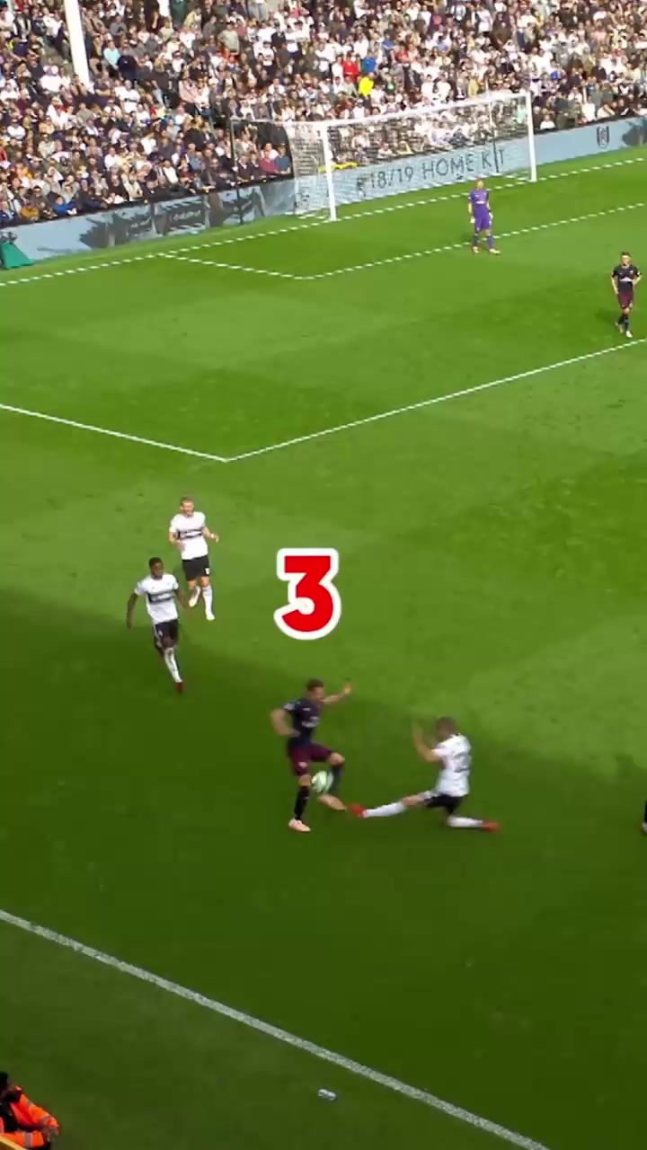 充滿藝術(shù)氣息的進(jìn)球槍手美麗足球的天花板