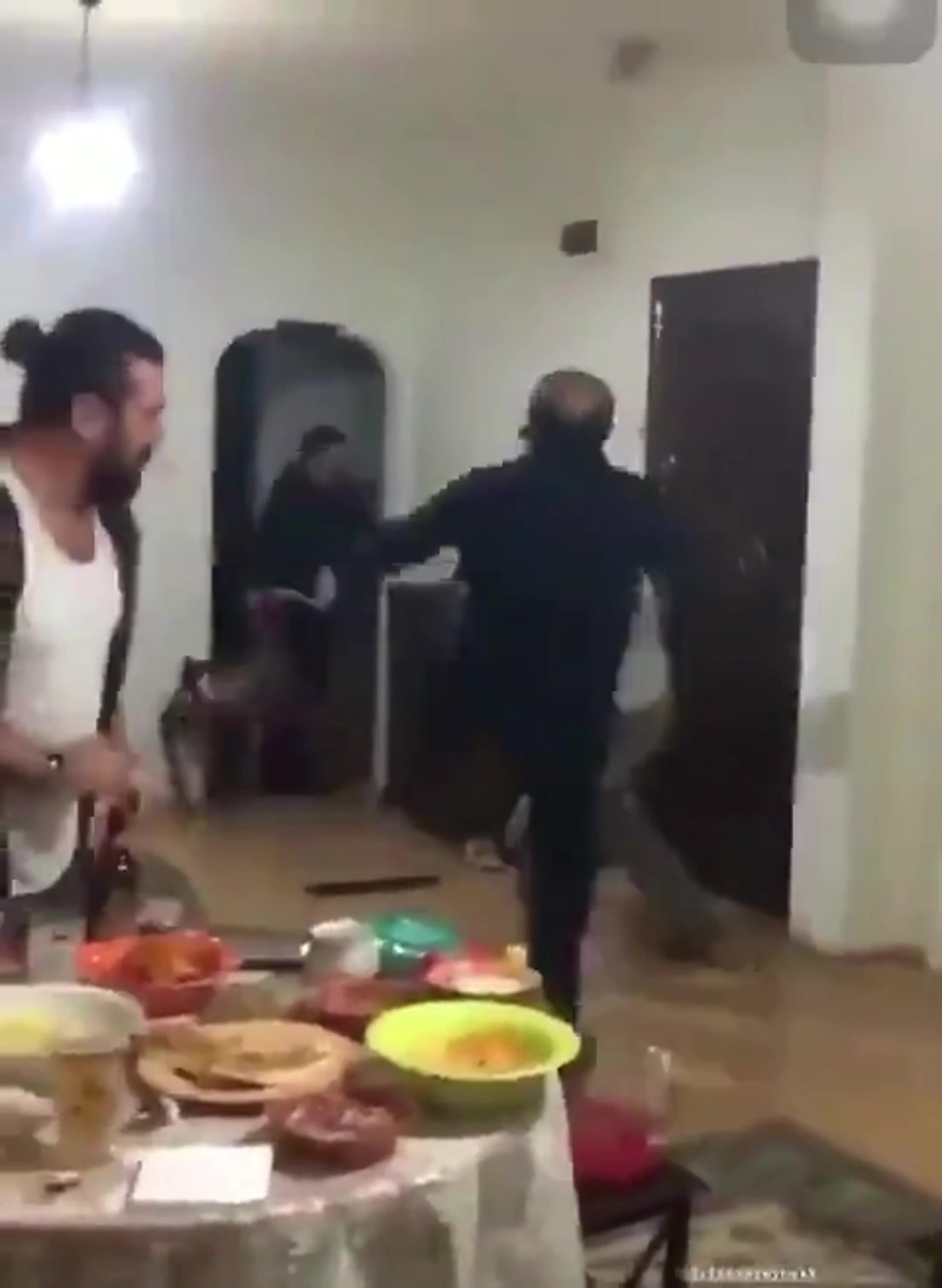 血壓飆升加拉塔薩雷球迷觀看薩內(nèi)vs本菲卡的比賽氣炸了