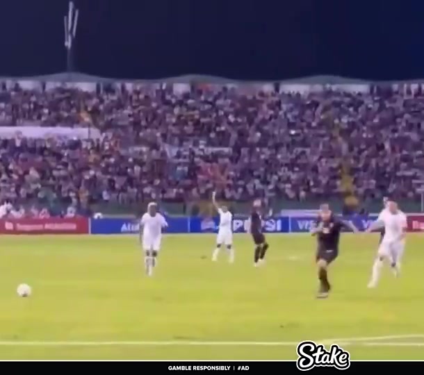 老年蘇亞雷斯沖刺畫(huà)面引外網(wǎng)球迷感慨想跑但身體跑不動(dòng)了