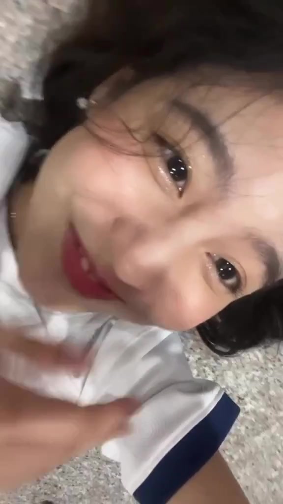 直接癱倒在地泰國女子收到孫興慜簽名后的反應