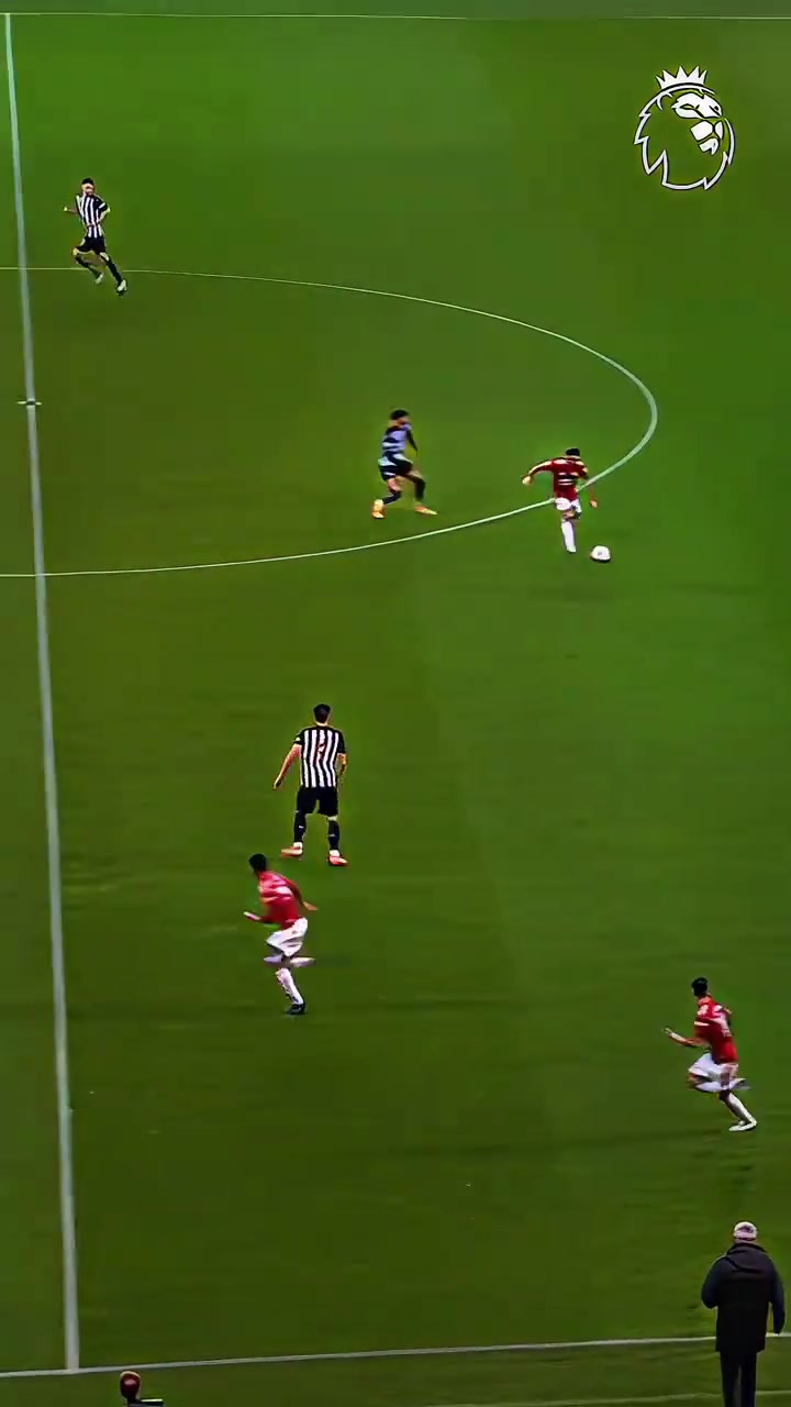 那時(shí)充滿無限希望現(xiàn)在的曼聯(lián)還能看到這樣的防守反擊嗎