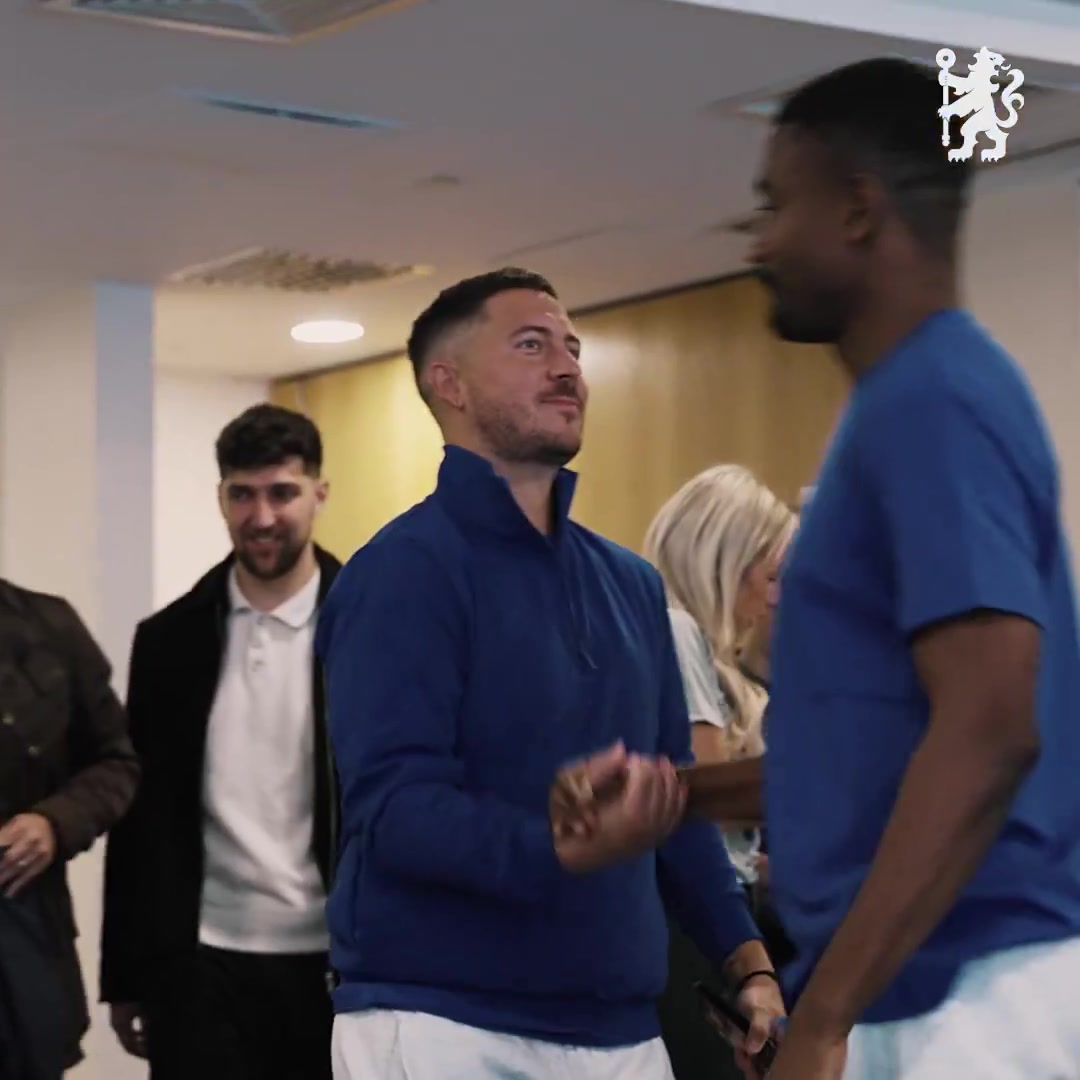 阿扎爾見到昔日切爾西隊(duì)友格外開心