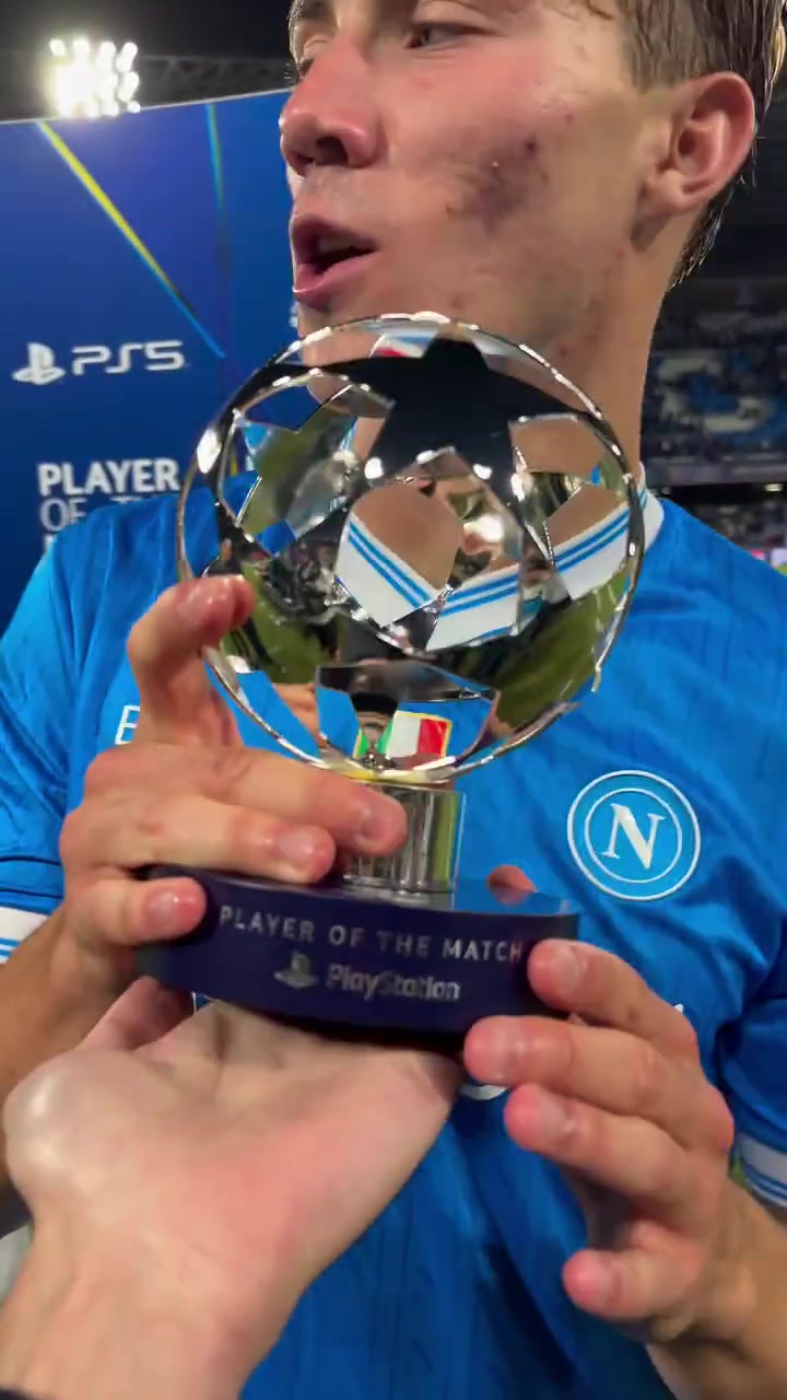 下一個(gè)是誰安東尼霍伊倫拉師傅離開曼聯(lián)好像都變好了