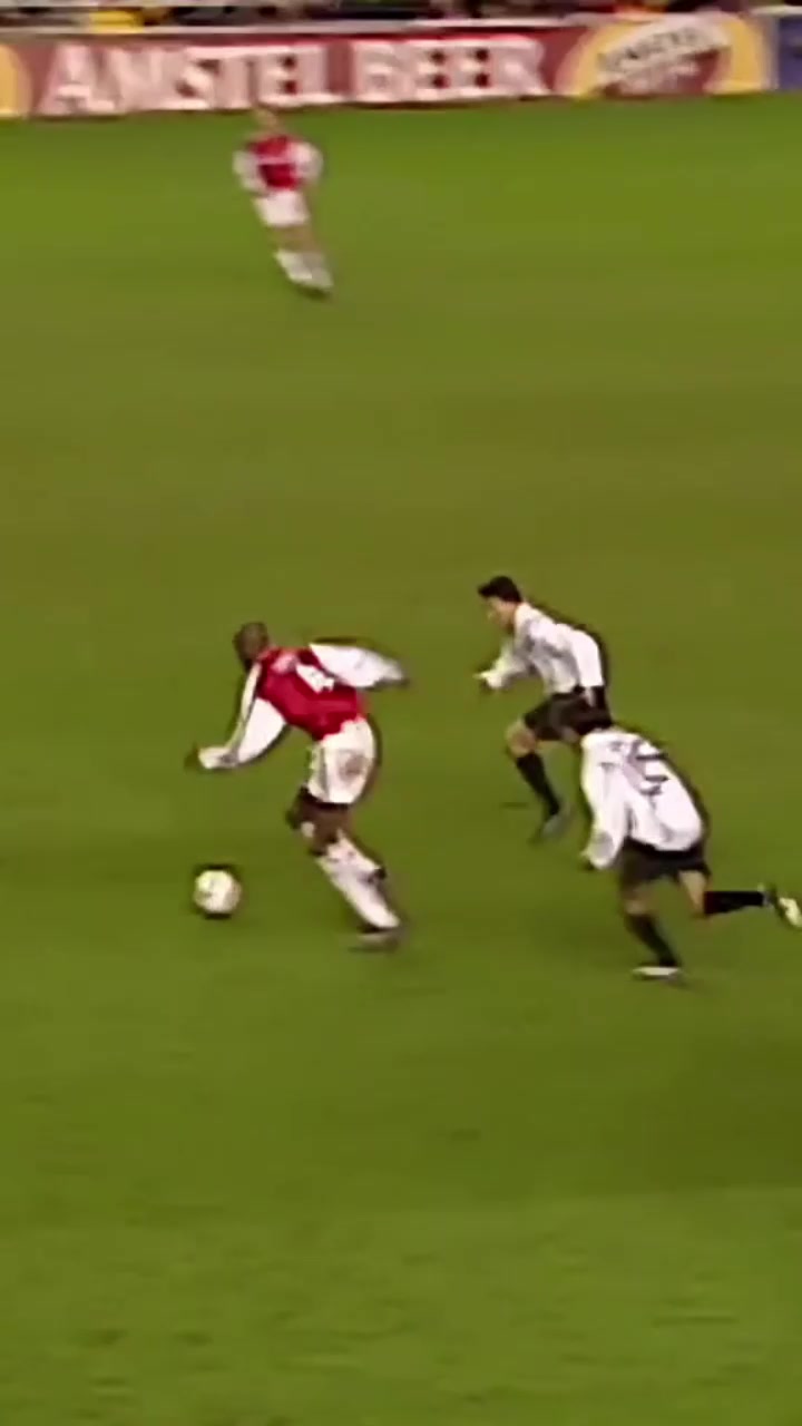 攻守兼?zhèn)鋷p峰維埃拉全能戰(zhàn)士無人能擋