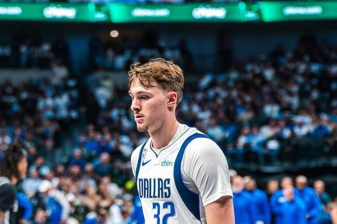 誇張，隔扣又何妨？文班亞馬27+18+6+5封蓋，這是賽季最差表現(xiàn)啊