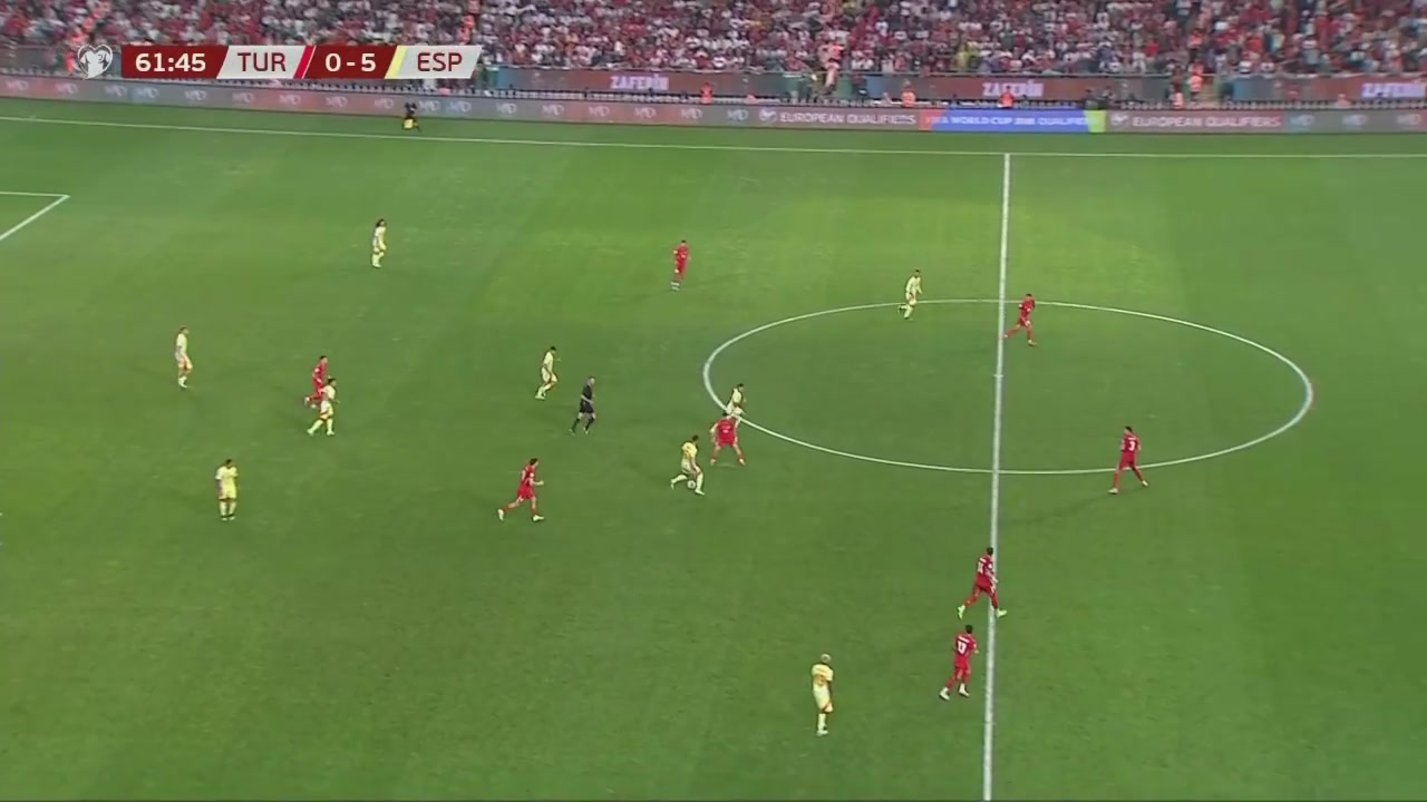 殺瘋了奧亞薩瓦爾個(gè)人表演助攻戴帽佩德里單刀破門(mén)雙響