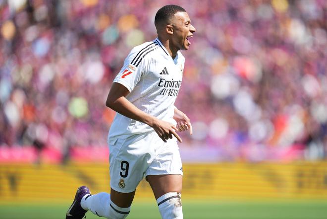 姆巴佩代表皇馬4次參加國家德比打進(jìn)5球，已連續(xù)3場取得進(jìn)球