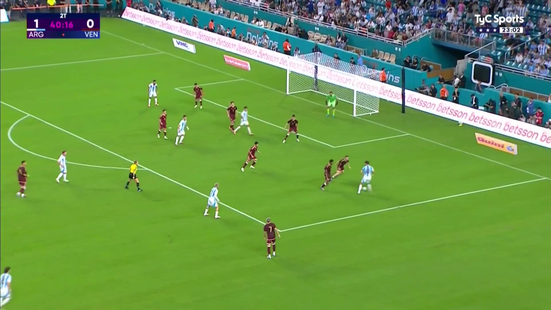 我太難了勞塔羅門前三連擊不進(jìn)