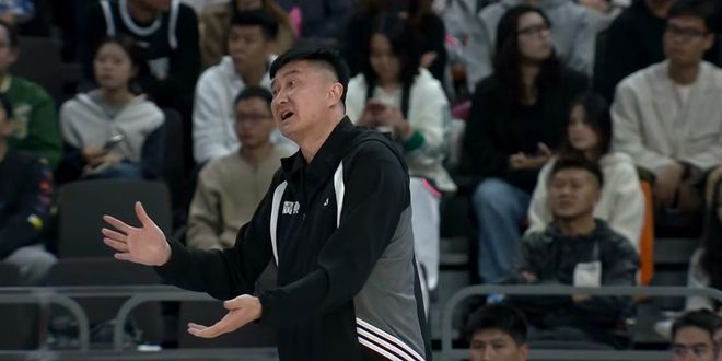 四大中鋒幹不過一個(gè)陶漢林！兵多將廣僅贏山東16分，杜鋒慘遭打臉