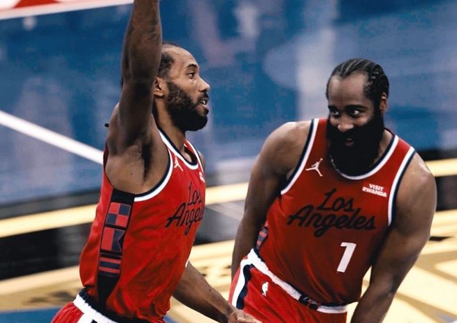 場(chǎng)均23+9，拿一份工資幹三份活！NBA勞模超巨，或許該離開的是你