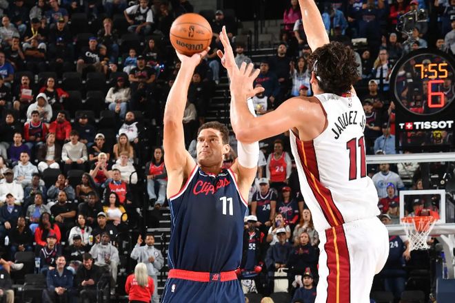 弱點開始被對手不斷放大，快船應(yīng)該考慮讓內(nèi)線老將暫離輪換陣容？