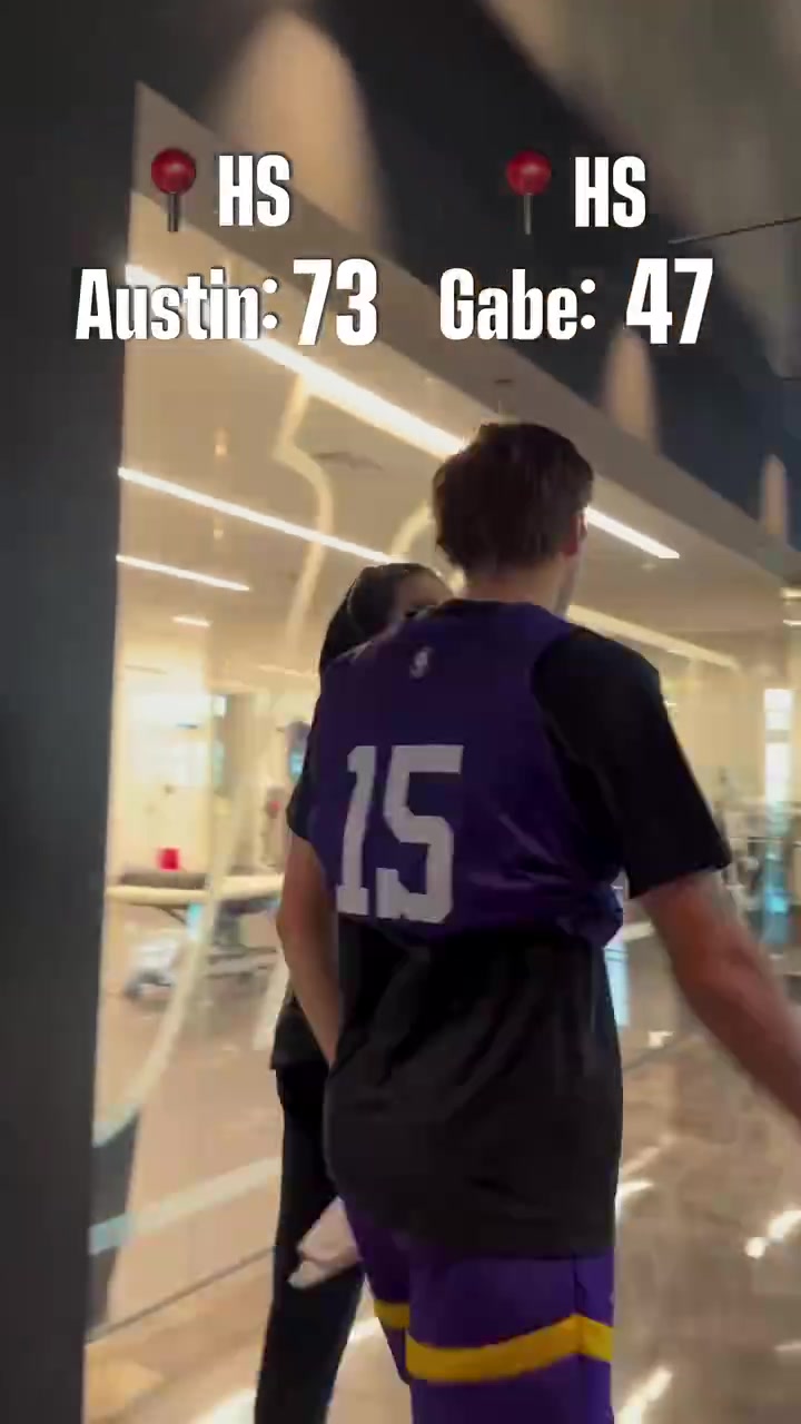 記者問湖人球員的生涯最高得分每個(gè)人幾乎都是學(xué)生時(shí)期拿到的最高分除了東契奇