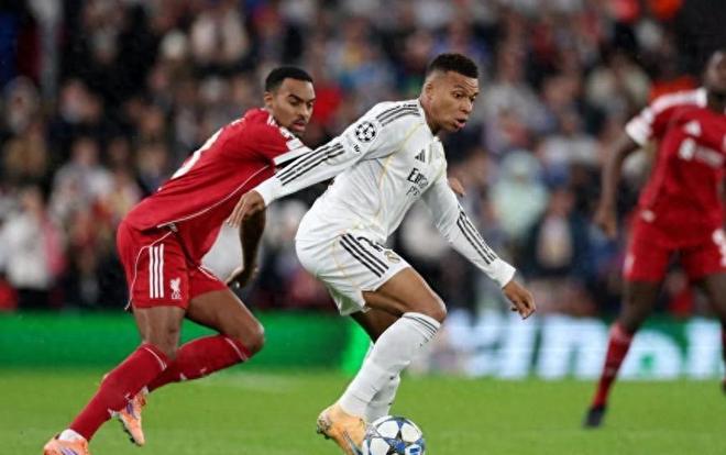 5萬(wàn)人見(jiàn)證1-0！利物浦超級(jí)大反彈，送皇馬歐冠首敗，排名沖上第六