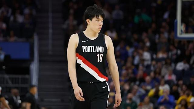 開拓者官方：楊瀚森被下放至G聯(lián)賽，隨混音隊完成今日訓練後將被召回