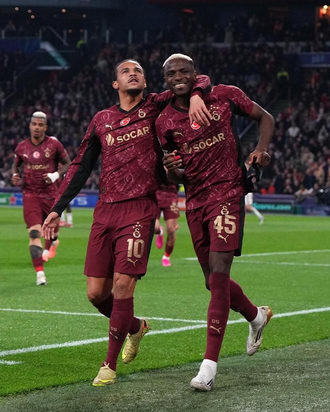 繼伊爾馬茲之后，奧斯梅恩是第二位歐冠戴帽的加拉塔薩雷球員