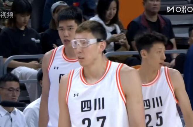 四川94-70大勝河南，周琦胡金秋合砍50+23，崔曉龍15+6韓霈瑜17+5