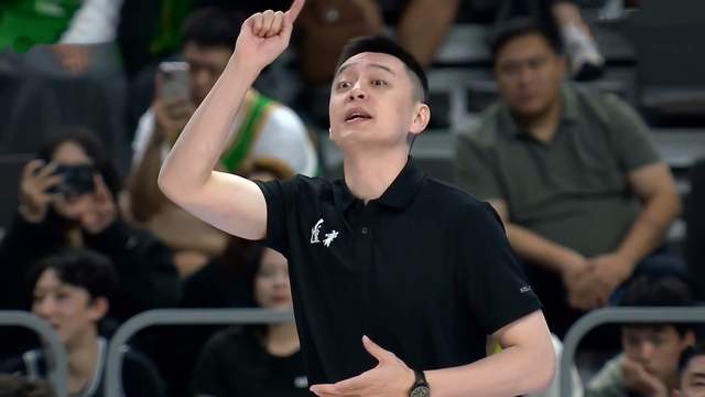 2連勝，遼寧男籃下場爭小組頭名 趙繼偉7+14 原帥6記三分穩(wěn)住局面