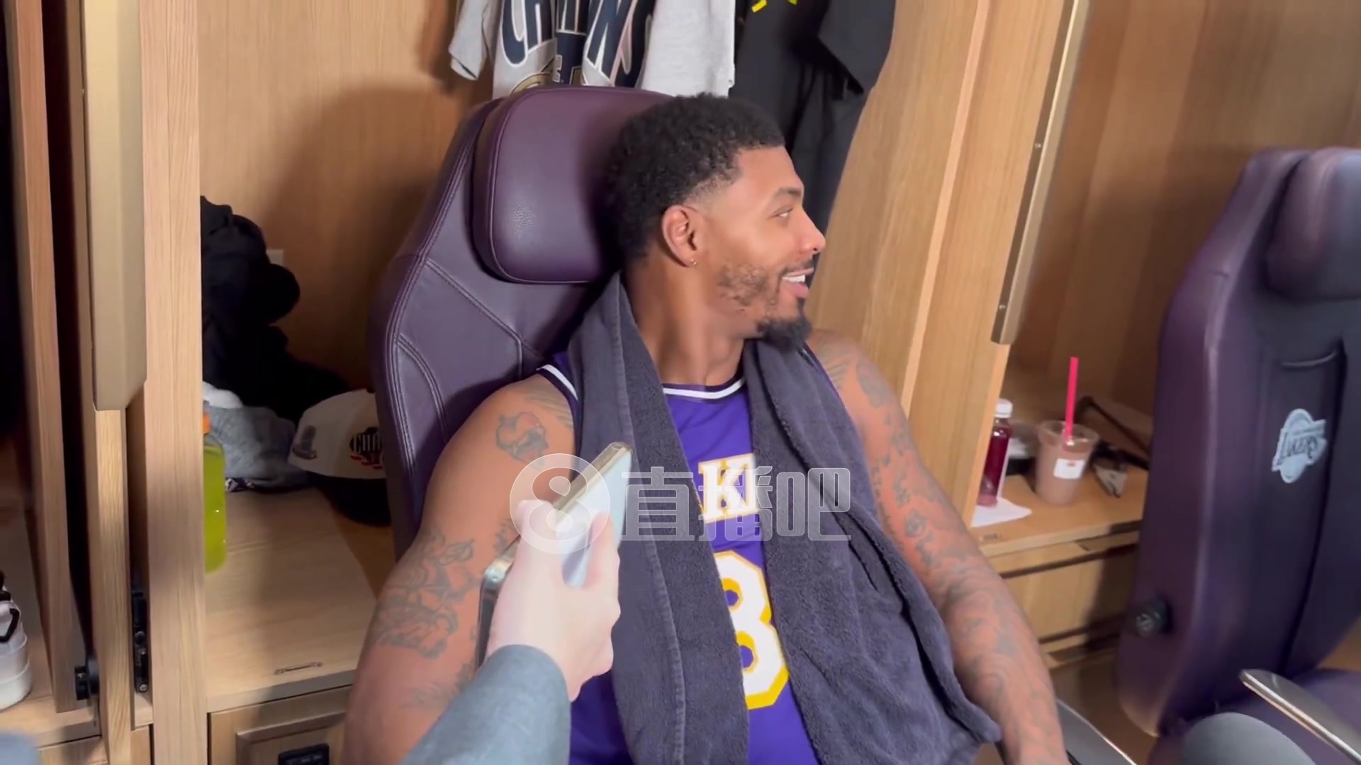 東契奇5斷2帽斯瑪特驚呆盧卡拿了什么簡直DPOY水平