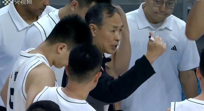 慘烈的絞肉大戰(zhàn)！方碩川隊(duì)燃盡瞭自己，廖三寧卻拖後腿送遼寧出線