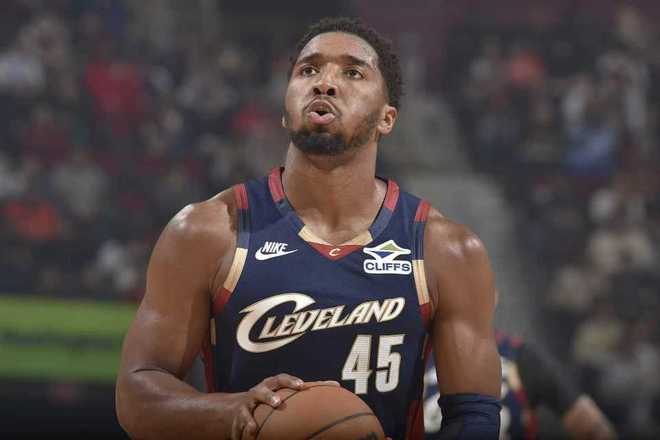 米切爾46+8賽季新高騎士力克76人 馬克西27+7+9探花14中3