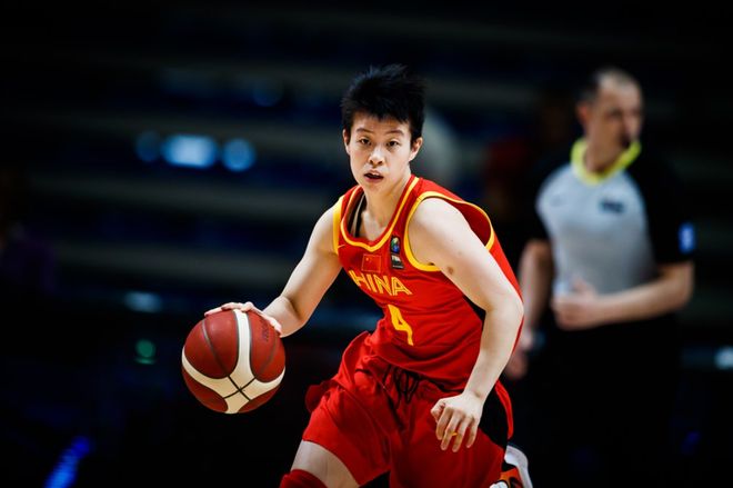 回山東給張子宇傳球？李緣與內(nèi)蒙扯皮合同問(wèn)題 四川球迷不歡迎她