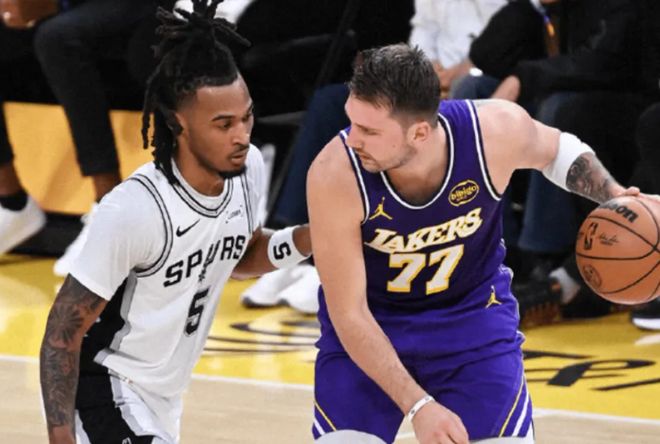 西部第二易主！湖人豪取5連勝，東契奇35+9+13，文班亞馬六犯離場(chǎng)