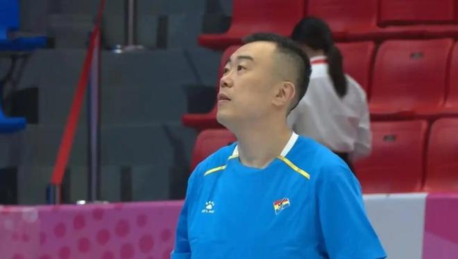 定海神針！遼寧內(nèi)線核心退役仍能軍訓(xùn)范子銘 球迷呼籲再打兩年