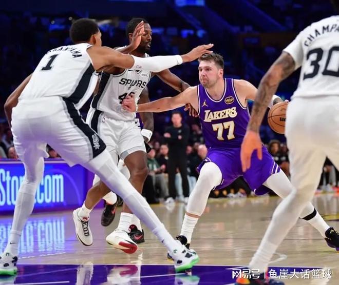 NBA新排名！湖人西部第二，黑馬終結(jié)衛(wèi)冕冠軍8連勝，勇士掉出前六