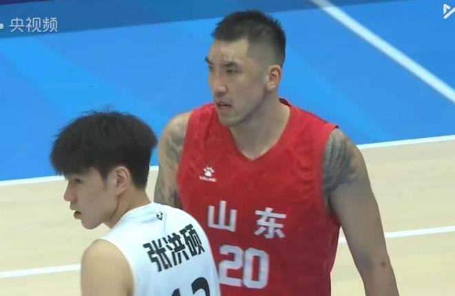 浙江4分險(xiǎn)勝山東豪取兩連勝，餘嘉豪18+9劉澤一15+10，李祥波22+9