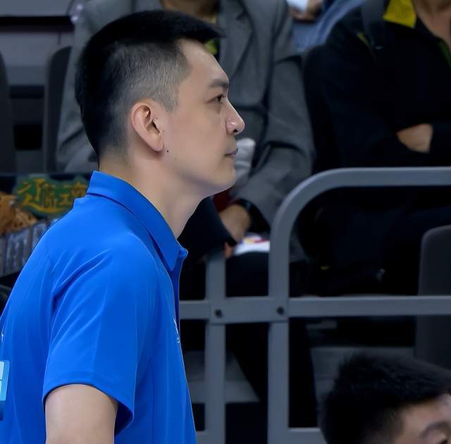 驚心動魄！遼寧3分險勝，趙繼偉23分14助堪稱大腿，楊鳴用兵謹慎