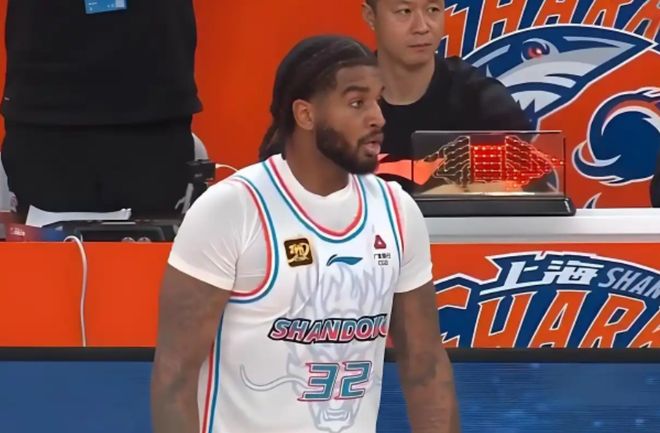 山東男籃輸浙江，4人得分上雙，李祥波空砍22分，趙仕浩血染賽場