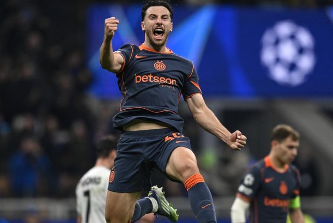 一場2-1誕生奪冠大熱門：豪取歐冠4連勝，把曼城巴黎皇馬擠在身后