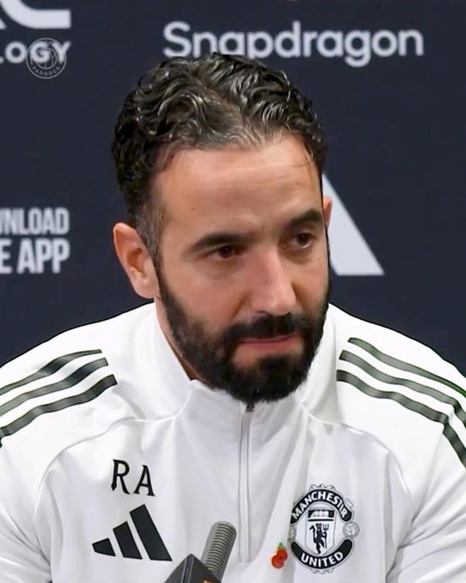 阿莫林稱(chēng)曼聯(lián)已變強(qiáng)可復(fù)仇熱刺，無(wú)緣歐冠因禍得福！回應(yīng)C羅批評(píng)