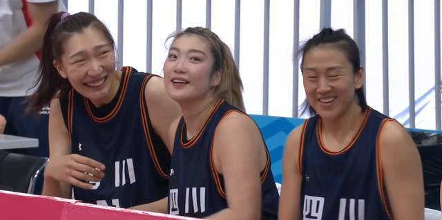 隨著江蘇121-71，北京71-54，全運(yùn)女籃積分榜出爐瞭，四川獨(dú)一檔