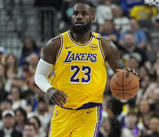 忠誠！美記表示：詹姆斯從未想離開湖人，說他要走的都是謠言！