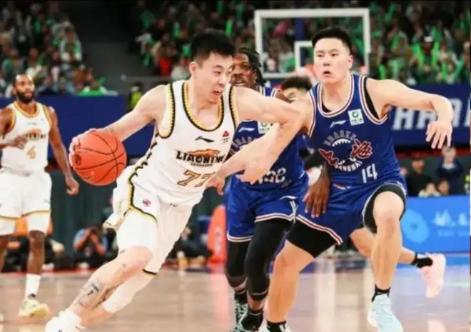 上海新援全運(yùn)會(huì)轟三雙，24歲鋒霸場(chǎng)均32+13，張鎮(zhèn)麟淪為第3選擇？