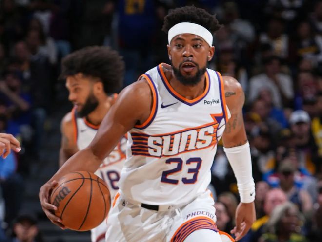 開季至今表現(xiàn)都沒有任何起色！太陽本不應(yīng)該留下這位湖人棄將？