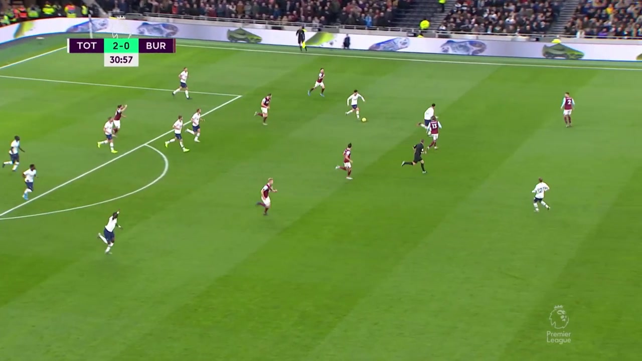 斬獲當年普斯卡什獎孫興慜神進球1V7狂奔80米一條龍破門