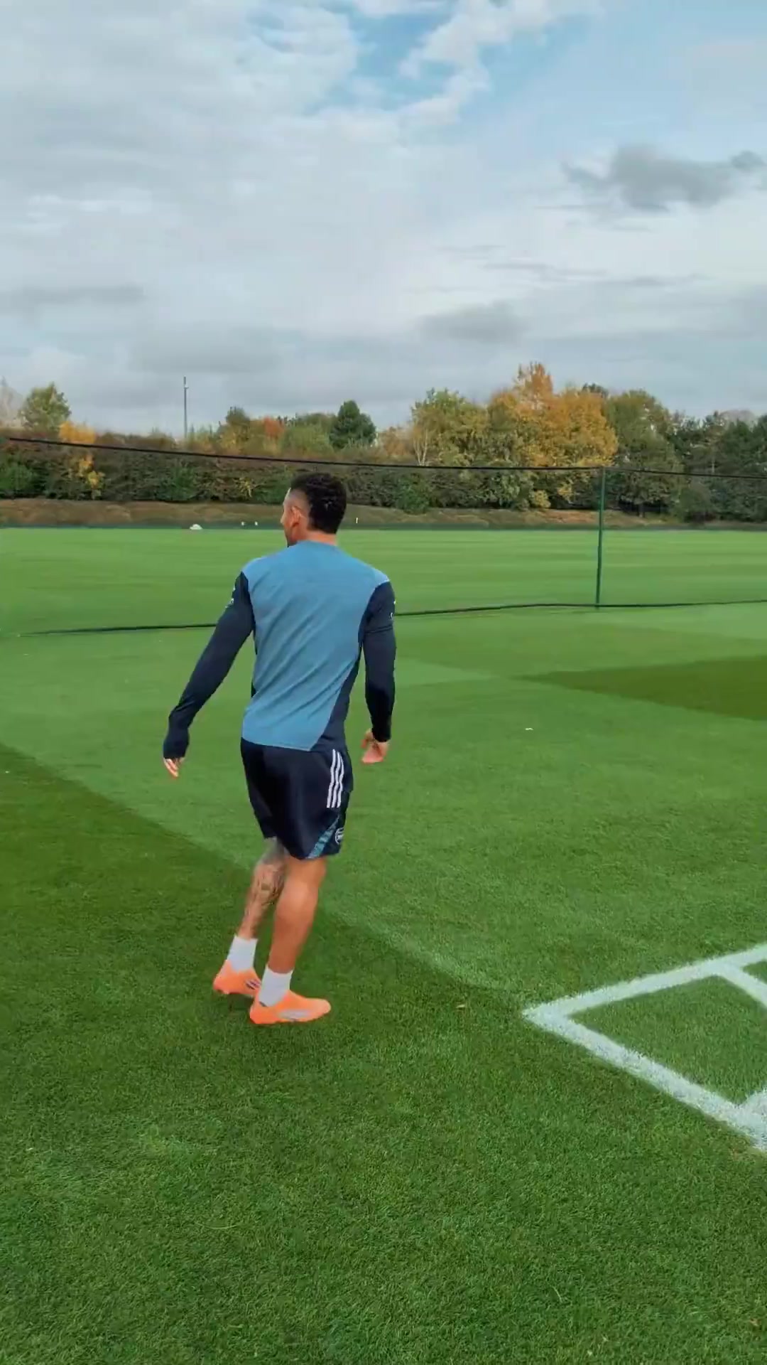 那個男人回來了熱蘇斯重返訓練場