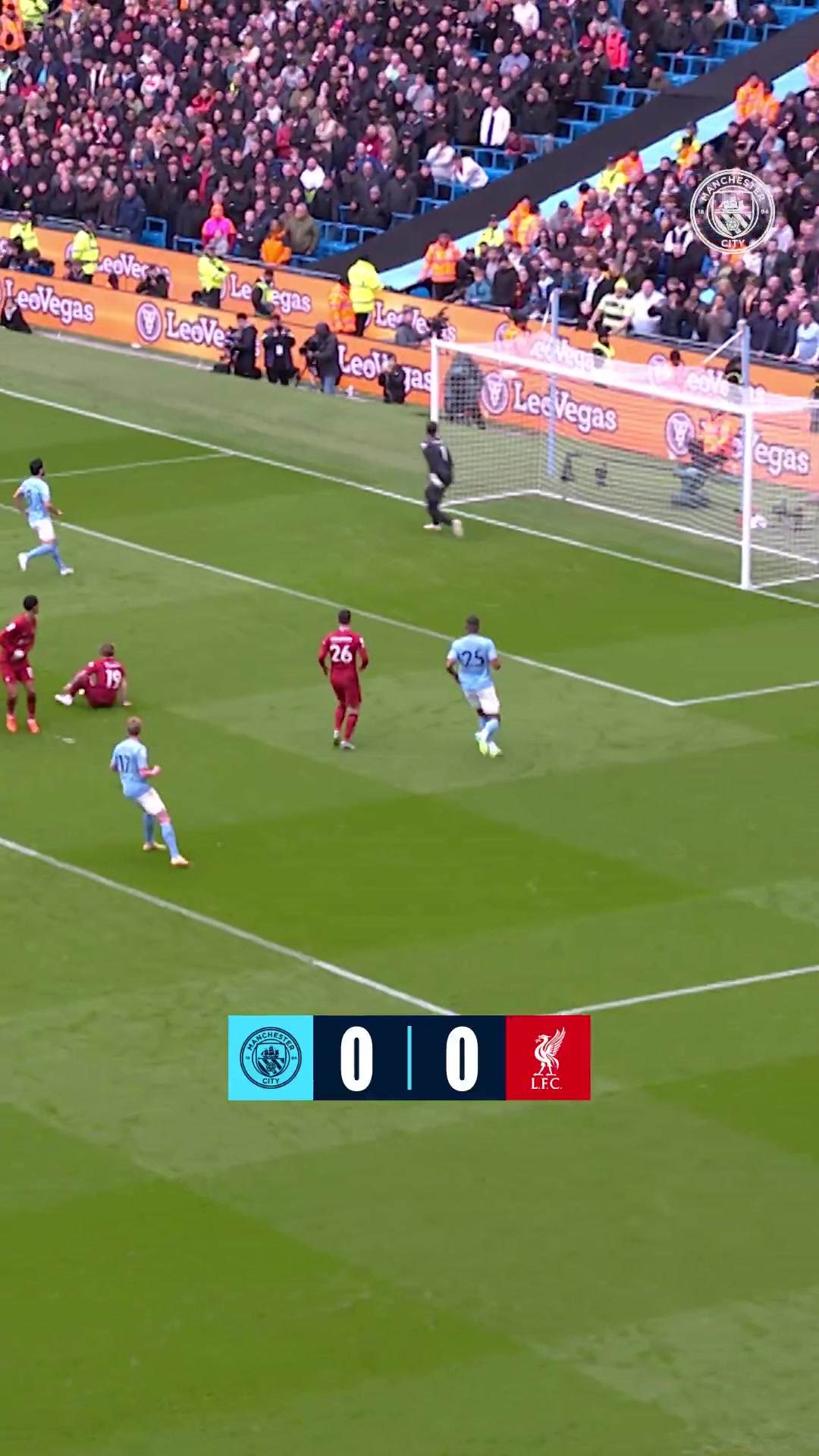 曼城官方發(fā)布視頻兩年前對(duì)陣?yán)锲忠粓隽钊穗y忘的勝利