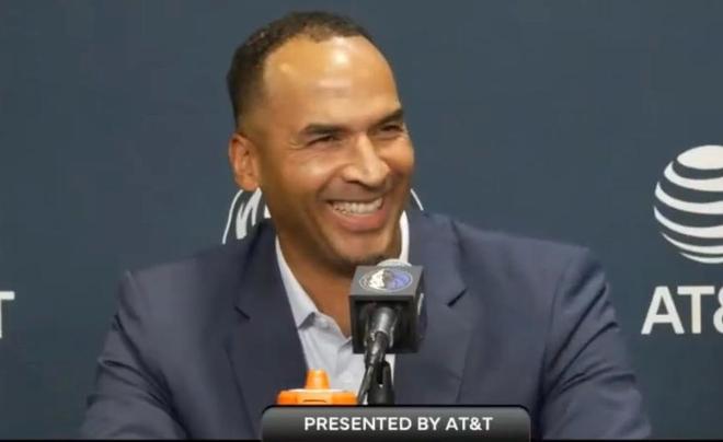 徹底決裂！美記：獨(dú)行俠老板和總經(jīng)理信任瓦解，尼克很快會(huì)被解雇